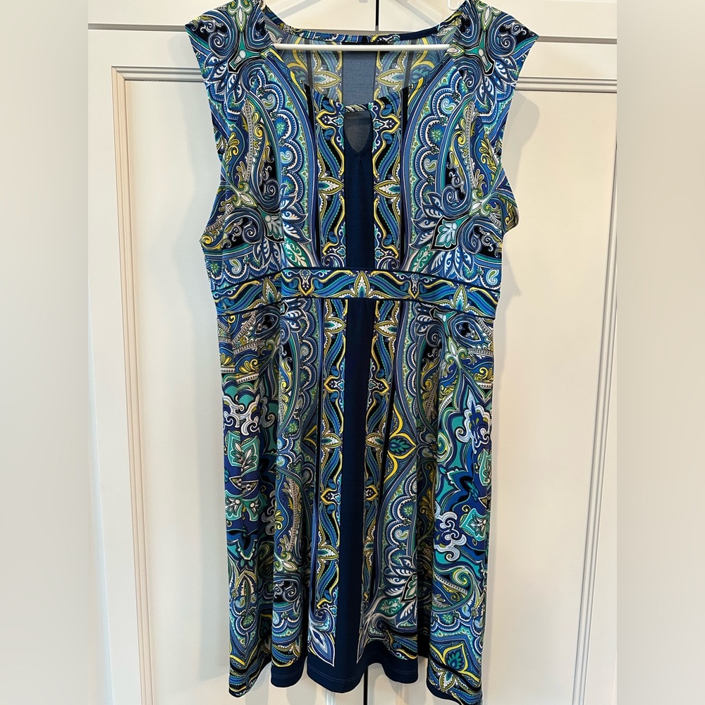 Apt. 9 sleeveless blue paisley dress. Size XL - Picture 6 of 7